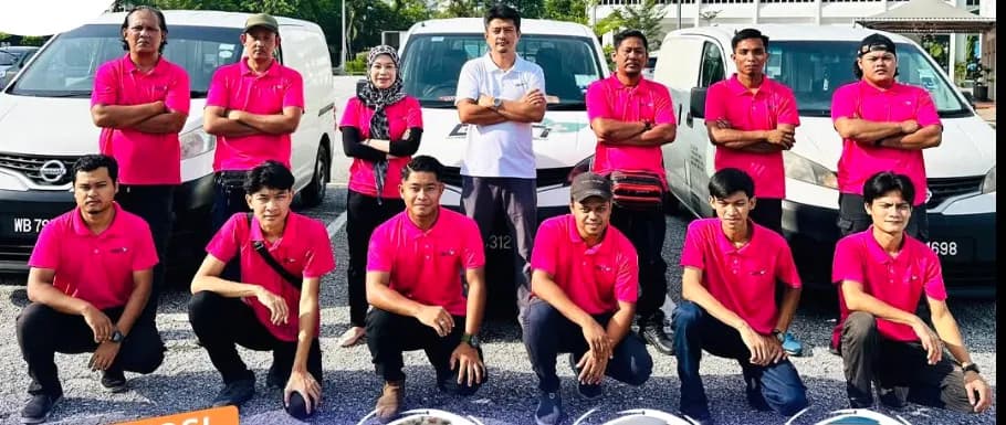 GenPlus Air-Conditioning team with dedicated service vehicles